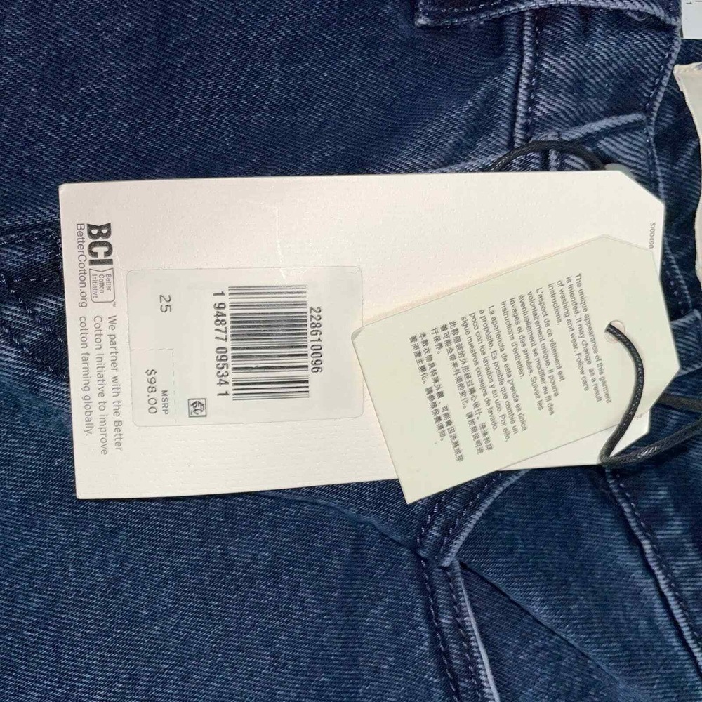 NWT Levi's Premium Wedgie Jeans Women's Button Fly New High Rise Tapered Leg 25 - Picture 14 of 15